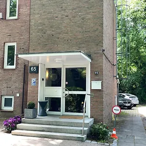 https://academy-lodge-boardinghouse.hamburg-hotels-de.com